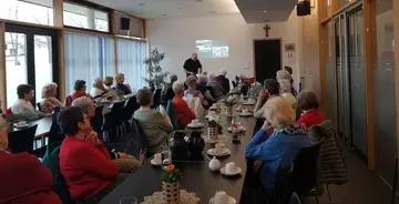DJK-Senioren auf Zeitreise durch Weidens Jahre nach 1945