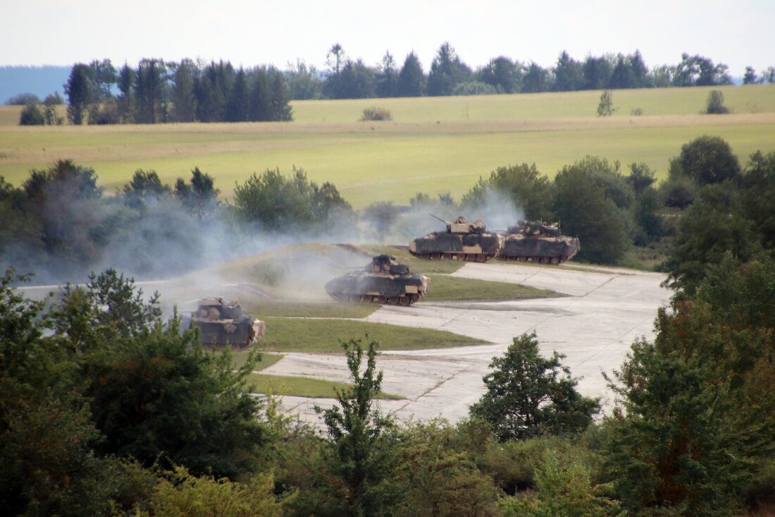 Grafenwöhr. Fast 3.500 Soldaten übten im Rahmen der Übung Combined Resolve XIV vom 02. – 29. September auf den Truppenübungsplätzen Grafenwöhr und Hohenfels. Von Jürgen Masching Die 3rd Infantry Division [&hellip;]