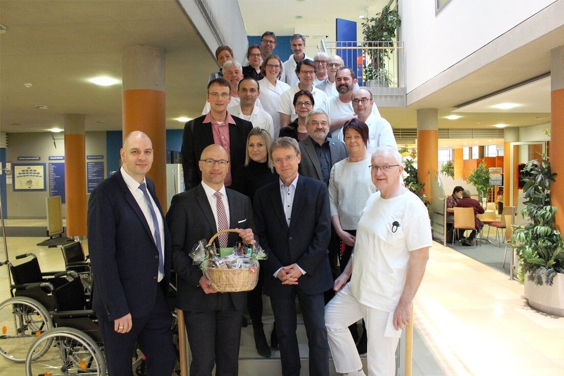 Weiden. Seit 01. März hat die Zentrale Notaufnahme am Klinikum Weiden mit Dr. Andreas Pohl einen neuen Chefarzt. Nach rund 25 Jahren als Arzt bei der Bundeswehr stellt er sich [&hellip;]