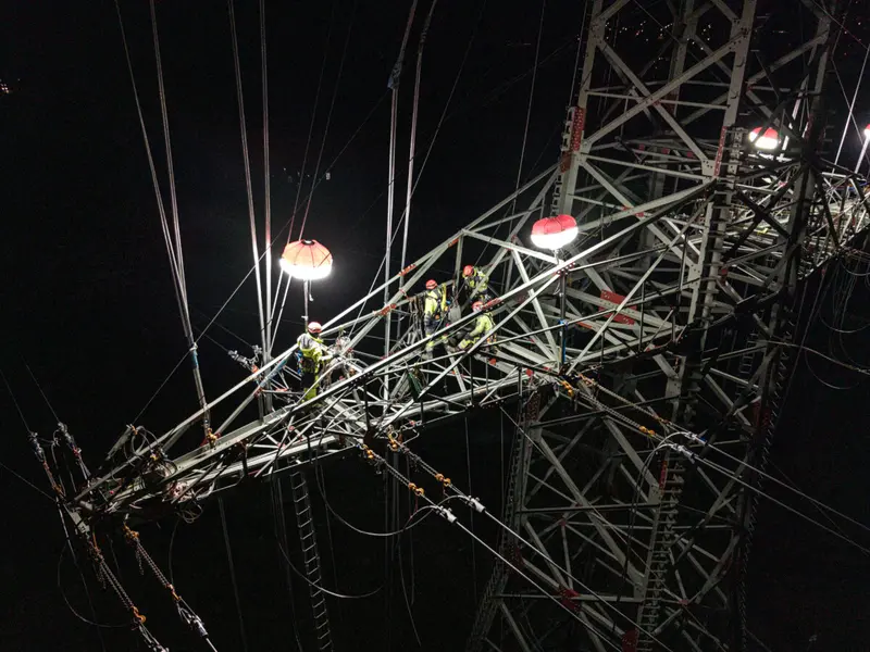 Spektakuläre Nachtarbeiten am Ostbayernring bei Weiden an A93
