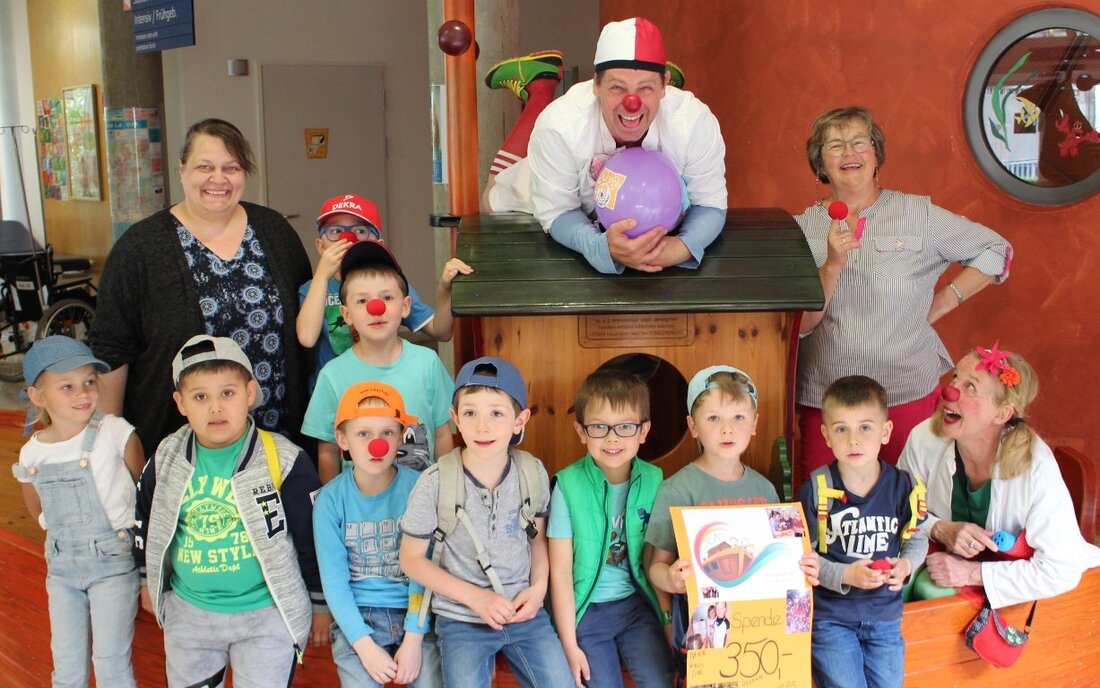 Weiden/Altenstadt/WN. Aus Marmelade wird ein Lachen von Kindern in der Kinderklinik Weiden: eine Gleichung, aufgestellt von den Kindern des Kindergartens Arche Noah in Altenstadt. Denn die haben jetzt den Erlös [&hellip;]