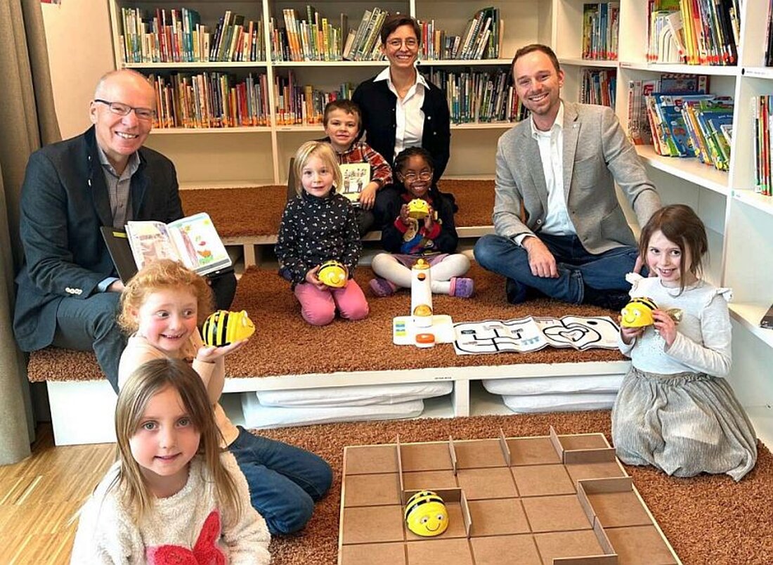 Tirschenreuth. IGZ aus Falkenberg spendet 5.500 Euro an den BRK-Kreisverband für digitale Medienboxen in den Kitas. Lernroboter und Forschermaterial fördern MINT und stärken früh digitale Kompetenzen spielerisch.