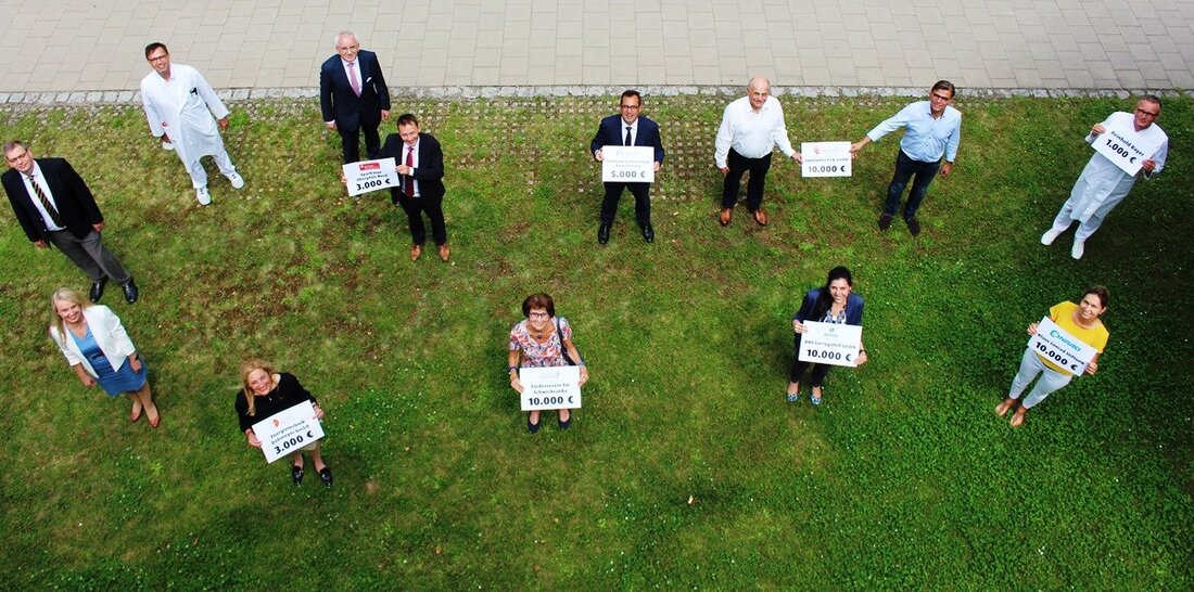 Weiden. Ludwig Zitzmann, Vorsitzender des Vorstandes der Sparkasse Oberpfalz Nord, feierte Anfang März 2020 seinen 60. Geburtstag mit einem Empfang in der Max-Reger-Halle, gerade noch rechtzeitig vor den Einschränkungen durch [&hellip;]