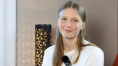 NEW Perspektiven: Luna Winkler macht aus Worten ganze Welten