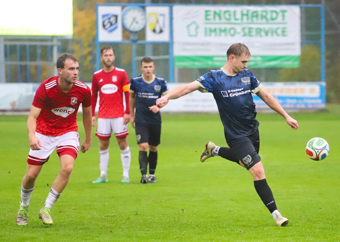 Nordoberpfalz. Mit der SpVgg SV Weiden II stand der Herbstmeister der Bezirksliga Nord bereits fest. Die Wasserwerkelf verlor aber am letzten Spieltag der Hinrunde erstmals seit August. Dahinter machten die Verfolger ihre Hausaufgaben. Im Tabellenkeller beendet der SV Inter Bergsteig Amberg die Hinrunde als Tabellenschlusslicht.