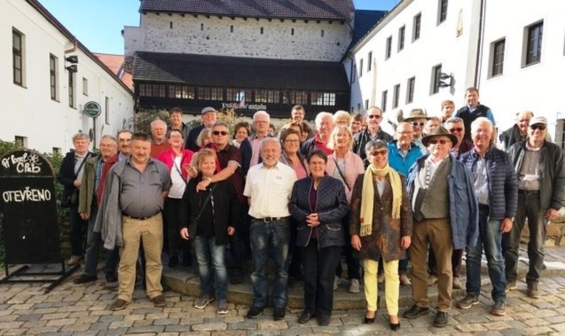 Leuchtenberg. Die Begeisterung der nahezu 50 Reiselustigen, die mit dem Männergesangverein (MGV) „Liederkranz“ in Tschechien auf Tour gingen, war enorm. Mit dem Bus waren die Mitglieder mit ihren Frauen und [&hellip;]