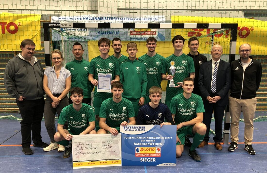 Vilseck. Der Futsal-Kreismeister 2025 in der Region Amberg/Weiden steht fest: Der 1.FC Schlicht erringt den Titel beim Lotto Bayern Hallen-Cup und löst so den zweimaligen Sieger SV Waldau ab.