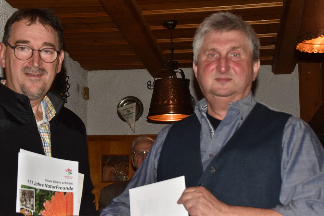 Weiden. Die Naturfreunde feierten das 111-jährige Bestehen mit Vertretern aus Politik und Gesellschaft im Wanderheim in Trauschendorf. Zahlreiche Aktivitäten, darunter ein Malwettbewerb für Kinder, umrahmten das Fest.