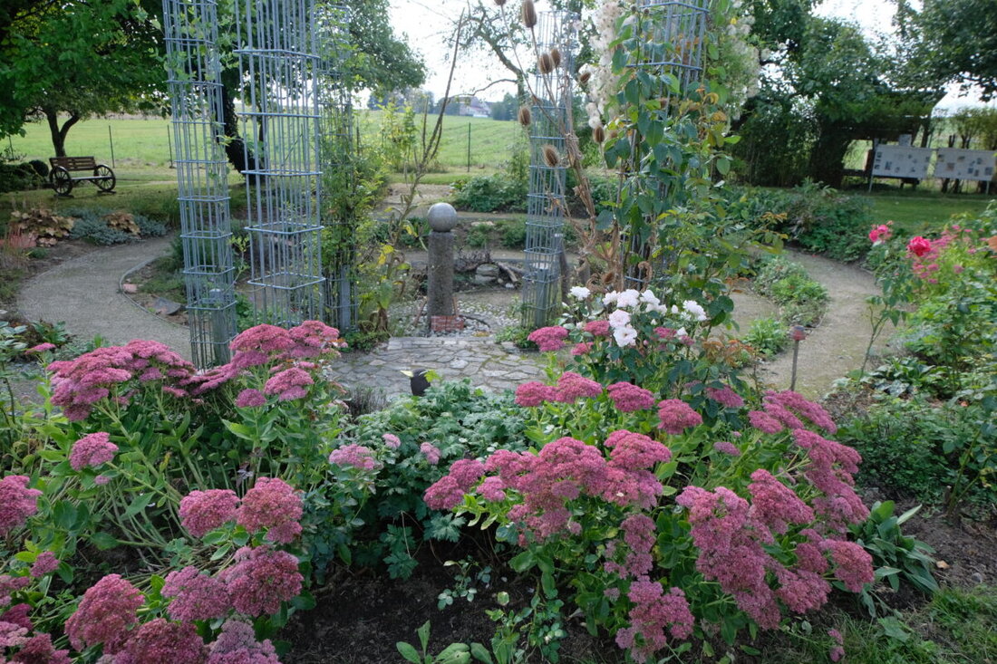 Floß. Eines der aktiven und rührigsten Ortsvereine im Flosser Amt, der Obst- und Gartenbauverein Floß und Umgebung, steht am Pfingstsonntag, 8. Juni, ganz im Zeichen seines 120- jährigen Bestehens.