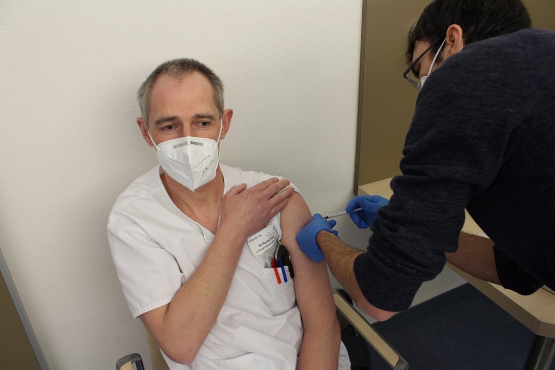 Nordoberpfalz. Ein Großteil der Nordoberpfälzer will sich gegen das Corona-Virus impfen lassen. Das ist das Ergebnis einer OberpfalzECHO-Umfrage.  Schon nach Weihnachten haben das gemeinsame Impfzentrum der Stadt Weiden/Landkreis Neustadt/WN im [&hellip;]