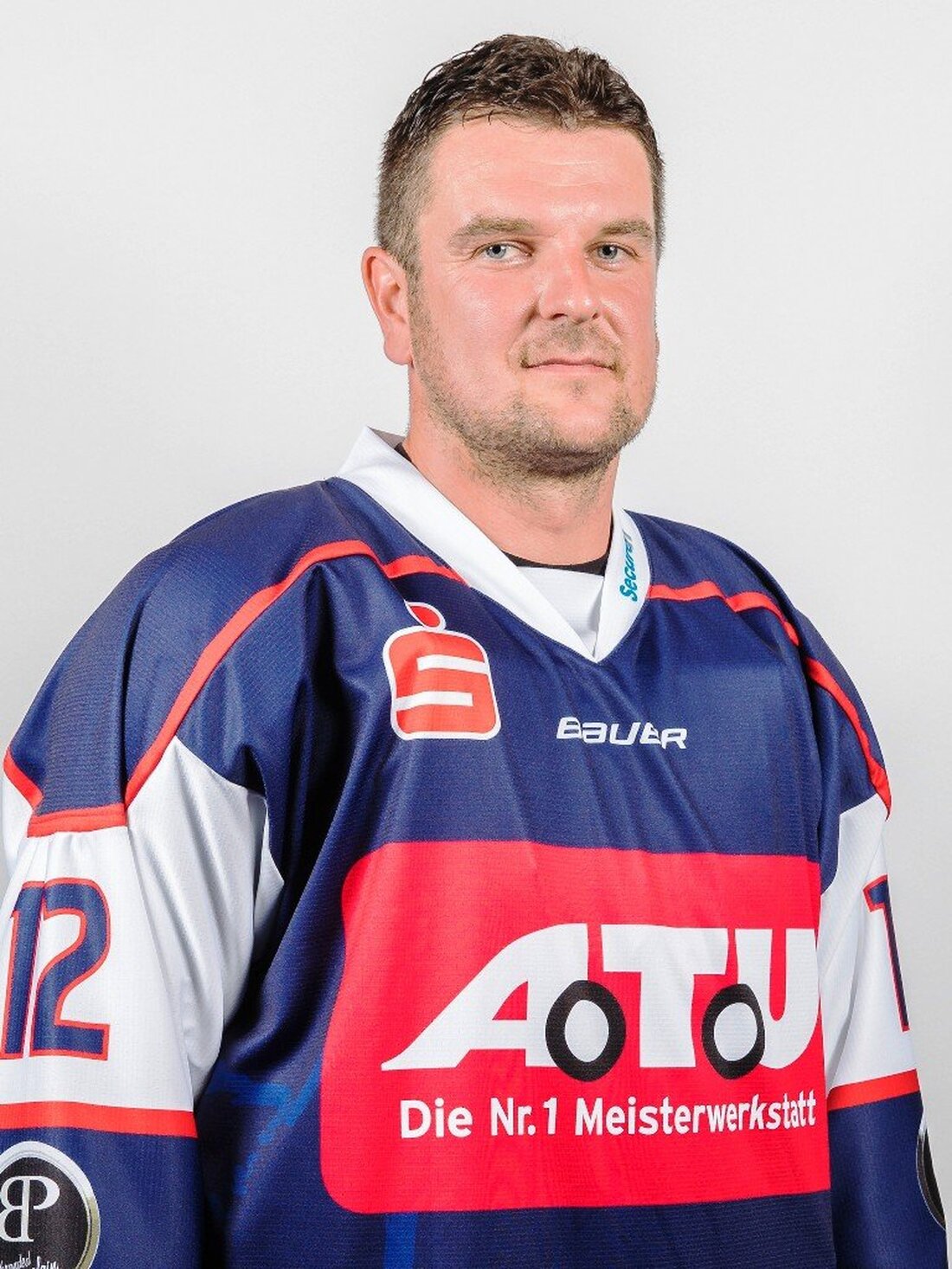 Weiden. Nächste Vertragsverlängerung bei den Blue Devils Weiden: Daniel Willaschek hat sein Arbeitspapier verlängert. Die Oberpfälzer bauen bis 2019 auf den Einsatz und die Zuverlässigkeit des 38-Jährigen. Der Kämpfer geht [&hellip;]