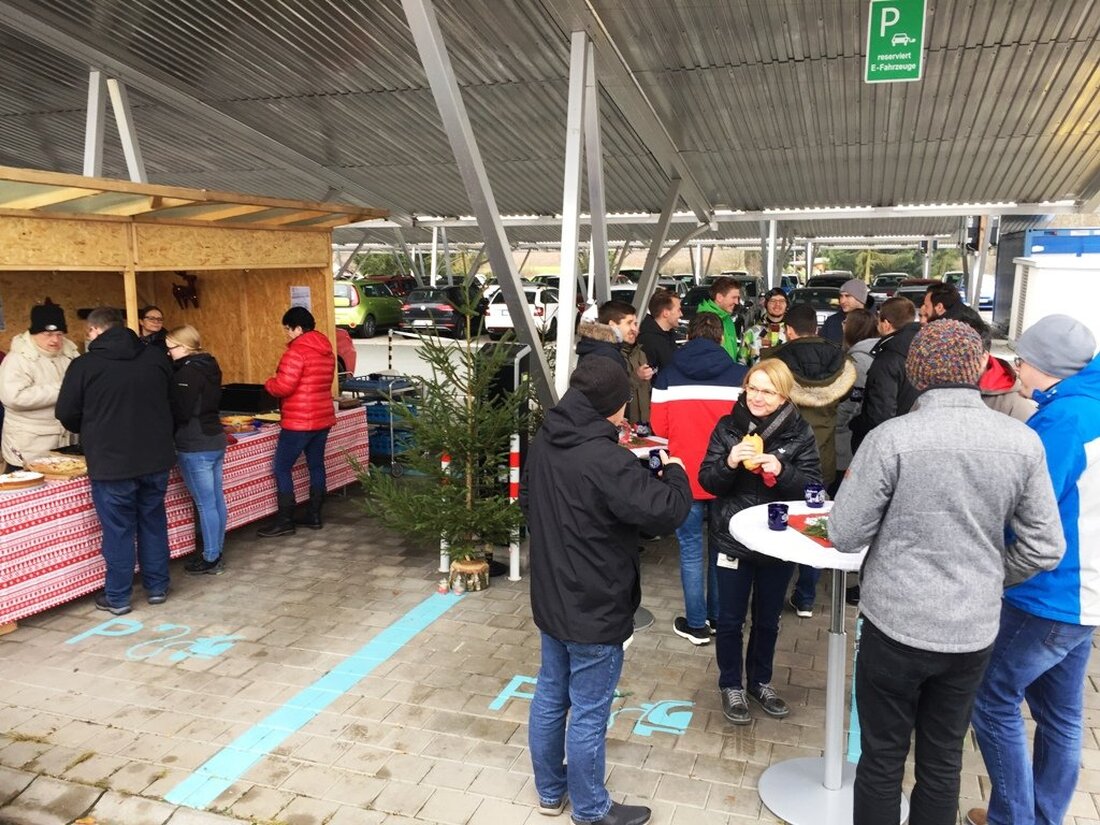 Kemnath. Über einen regen Zuspruch zur mittlerweile traditionellen Weihnachtsbude freute sich auch in diesem Jahr wieder der Mitarbeiter- und Pensionärsverein Siemens Kemnath e.V.. Von Johann Walter Das Team um Gabi [&hellip;]