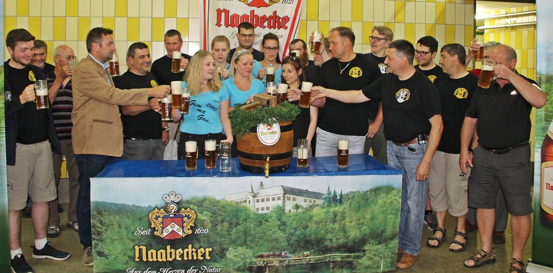 Mantel. Zum Test der alkoholischen Löschmittel für die 150-Jahr-Feier machten sich die Mantler Feuerwehrler samt Festdamen auf nach Naabeck – zur Bierprobe.  Am 07. Juli ist es endlich soweit, dann [&hellip;]