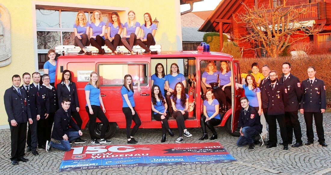 Wildenau. Die Plakate sind gedruckt und werden demnächst verteilt, das druckfrische neue Werbe-Banner ist genauso fertig wie das offizielle Fest-T-Shirt. Die Kleider für die Festdamen befinden sich bei der Schneiderin [&hellip;]