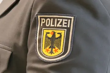 Verbotene Waffen und Pyrotechnik bei Kontrolle in Waldsassen sichergestellt