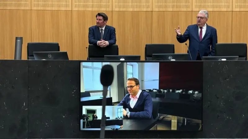 Tradition trifft Technik: Schwurgerichtssaal in Weiden wird zum Hightech-Gericht