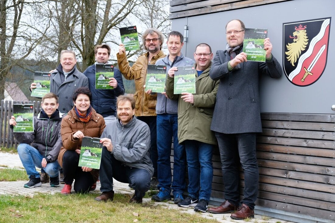 Scharzenbach. „Unseren Gemeindekalender mit tierischen Motiven bekommt jeder Haushalt druckfrisch und kostenlos in den nächsten Tagen frei Haus!“, freuten sich die beiden SPD-Vorsitzenden Anja Kirschsieper und Thorsten Hallmann über das [&hellip;]