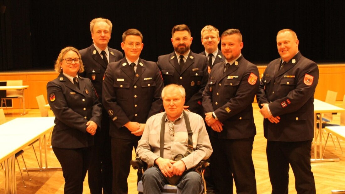 Neustadt/WN. Die Feuerwehr zog bei der Jahreshauptversammlung Bilanz und blickte auf ein arbeitsreiches Jahr zurück: 56 Aktive leisteten 141 Einsätze und 7.119 Stunden.