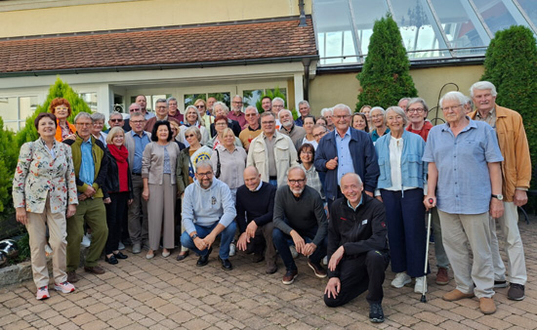 Amberg. 21 Gäste aus Bad Ragaz besuchten am Wochenende den Rotary Club Amberg zum 55. Freundschaftstreffen und erlebten im Kultur-Schloss Theuern regionale Industriegeschichte. Im September 2027 steht der Gegenbesuch an.