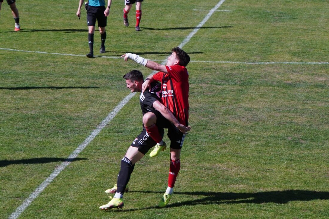 Luhe-Wildenau. In einem packenden Schlagabtausch am 31. Spieltag der Landesliga Mitte erkämpft sich der SC Luhe-Wildenau ein 1:1-Remis gegen den Tabellenzweiten TSV Seebach