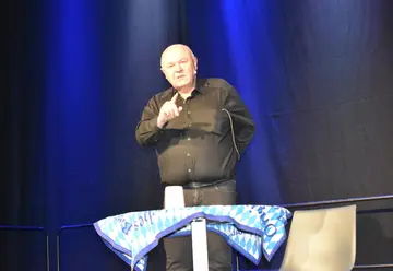 Toni Lauerer in Grafenwöhr: Älter werden… die Andern!