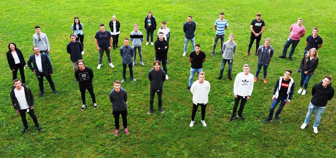 Auerbach. Als einer der weltweit führenden Automobilzulieferer sucht ZF stets nach ehrgeizigen und kreativen Berufseinsteigern. Um den Bedarf an qualifizierten Arbeitskräften zu decken werden am Standort Auerbach verschiedenste Ausbildungsmöglichkeiten angeboten. [&hellip;]