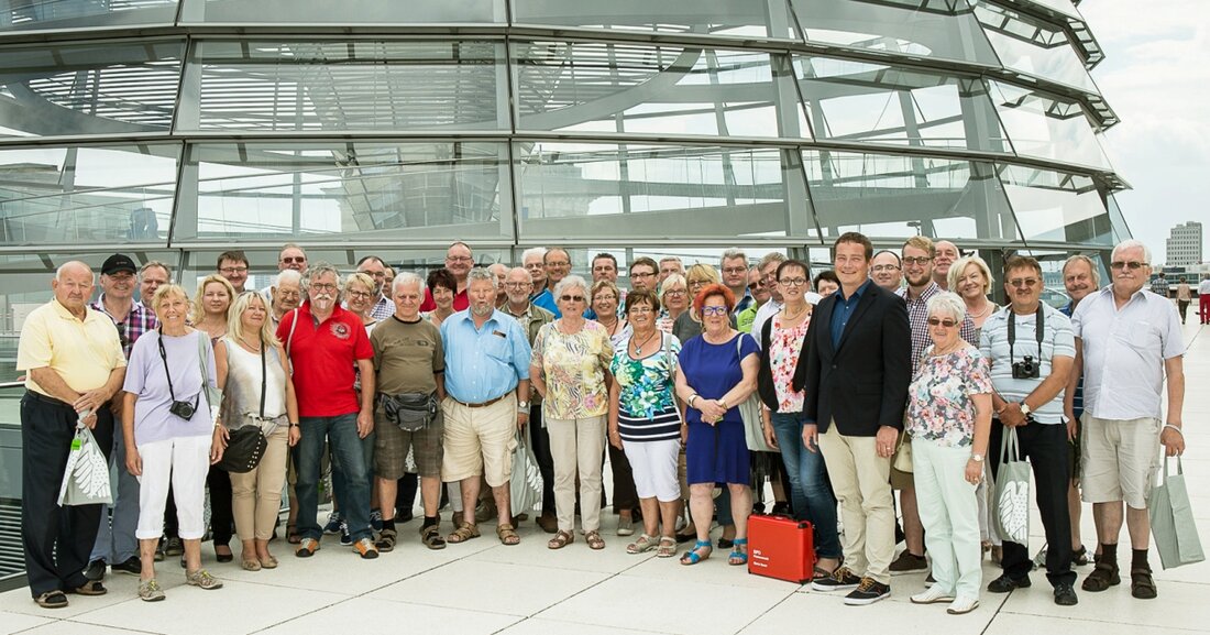 Weiden/Berlin. Der Bundestagsabgeordnete Uli Grötsch empfing in Berlin 50 Oberpfälzer. Auf dem Programm standen unter anderem der Besuch des Bundestags, politische Gespräche und eine Stadtrundfahrt. „Nicht nur in Berlin, sondern [&hellip;]