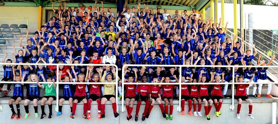 Weiden. Grund zum Jubeln beim Fußball-Bayernligisten SpVgg SV Weiden: Denn auch in der kommenden Saison behalten die Schwarz-Blauen ihr Nachwuchsleistungszentrum (NLZ) des Bayerischen Fußball-Verbandes (BFV). Das gab der Verband am [&hellip;]