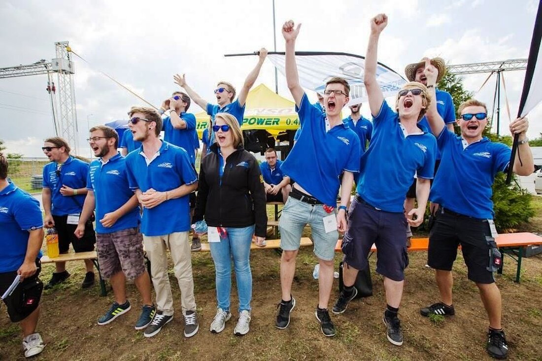 Weiden. Das Running Snail Racing Team der OTH Amberg-Weiden ist erfolgreich aus Györ (Ungarn) zurückgekehrt. Dort bestritt das Team mit zahlreichen Konkurrenten den internationalen Konstruktionswettbewerb der Formula Student, und beendete [&hellip;]