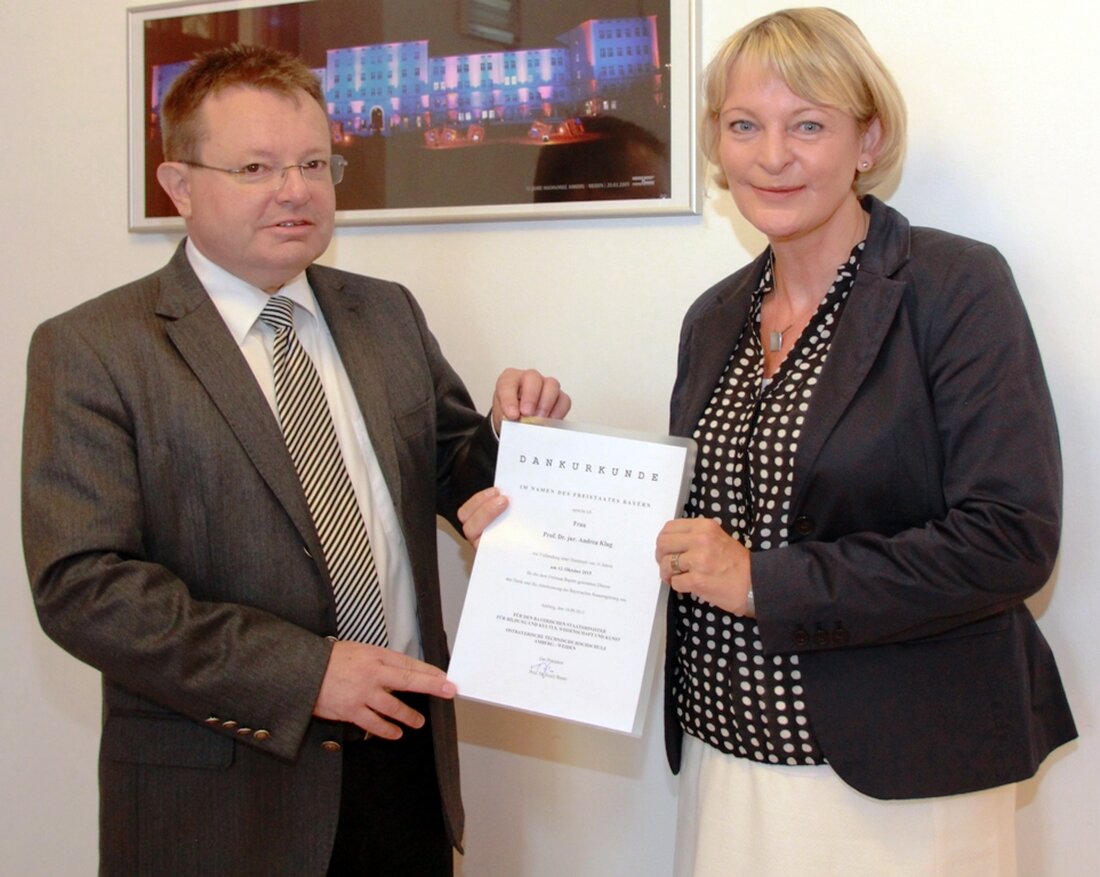 Amberg / Weiden. Prof. Dr. Andrea Klug, Präsidentin der Ostbayerischen Technischen Hochschule Amberg-Weiden, wurde in ihrem Amt als Vizepräsidentin des Deutschen Studentenwerkes (DSW) bestätigt. Ein erfolgreicher Studiumsverlauf hängt nicht allein von [&hellip;]