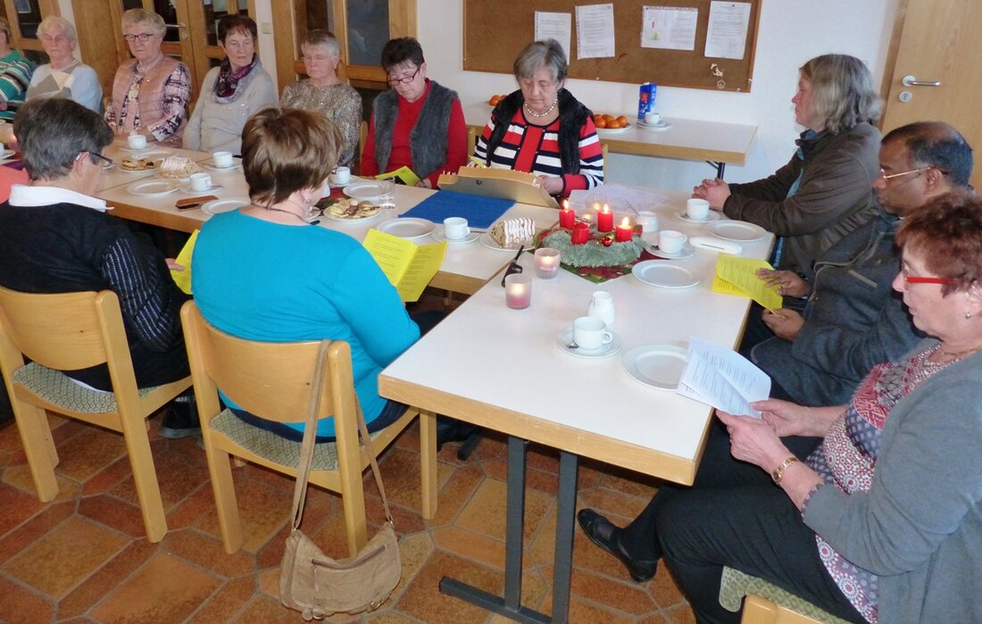 Leuchtenberg. „Mit Vorfreude durch den Advent“, so war die Adventfeier des Katholischen Frauenbund (KDFB) für die Senioren aus der Pfarrei überschrieben. Von Sieglinde Schärtl Im Pfarrheim hatte Vorsitzende Gretl Woppmann [&hellip;]