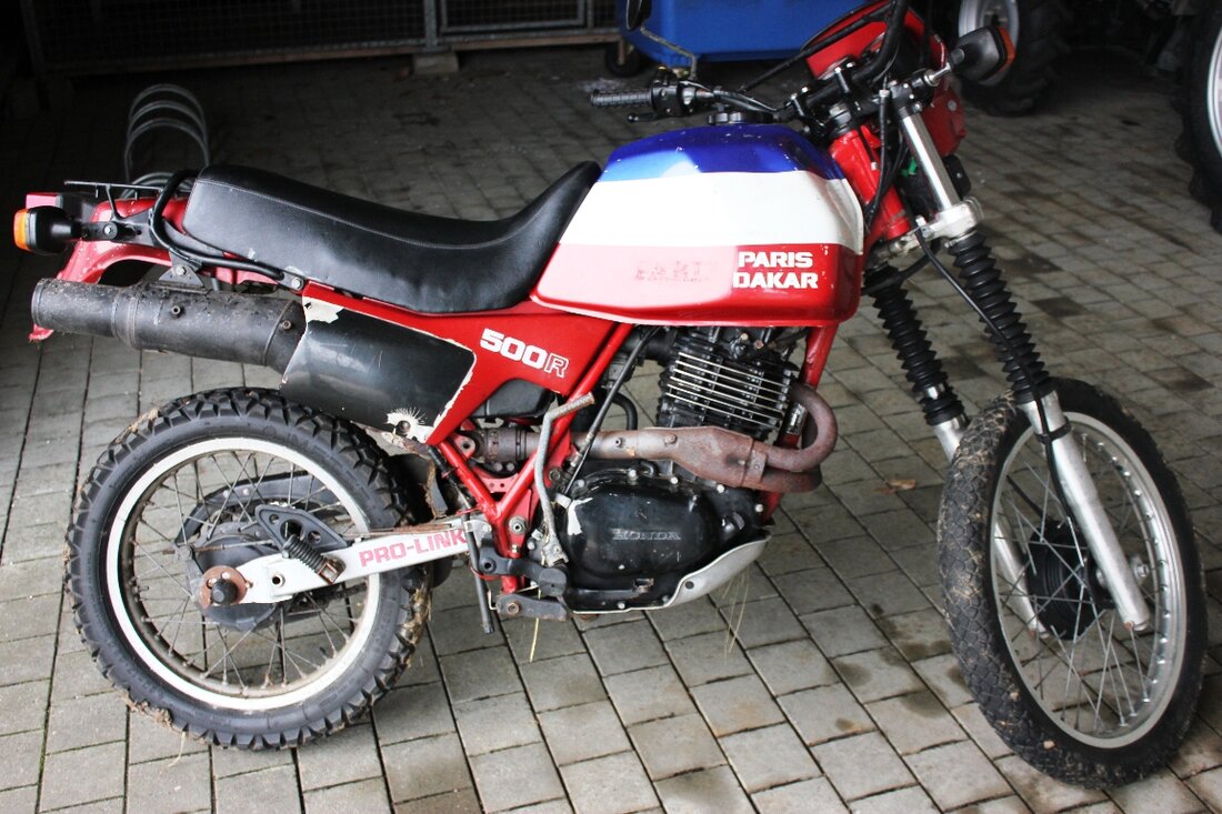 Vohenstrauß. Bereits seit rund drei Wochen befindet sich ein herrenloses Motorrad der Marke Honda Paris Dakar 500R in Händen der Vohenstraußer Polizei. Falls sich nicht bald jemand meldet geht das Motorrad [&hellip;]