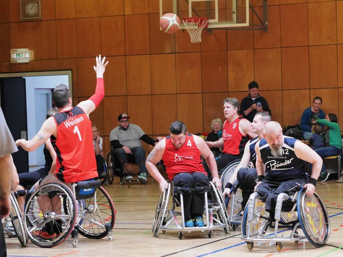Weiden. Mit Sieg und Niederlage vom Auswärtsspieltag kommen die Weidener Rollstuhlbasketballer aus Ulm zurück. So beenden die Rollstuhlbasketballer die Ligasaison 2015/16. Wie erwartet gewinnen die Weidener souverän das erste Spiel [&hellip;]