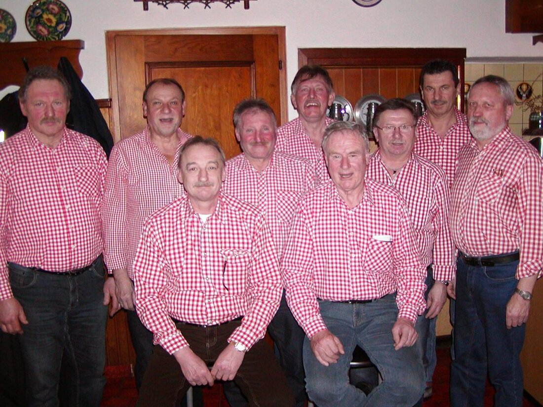 Wurz. In der Vorstandschaft des Wurzer Geselligkeitsvereins ändert sich nach der Hauptversammlung im Gasthaus Schedl nichts. Die Mitglieder blickten auf ein umfangreiches Programm und eine erfolgreiche finanzielle Entwicklung zurück.  von [&hellip;]