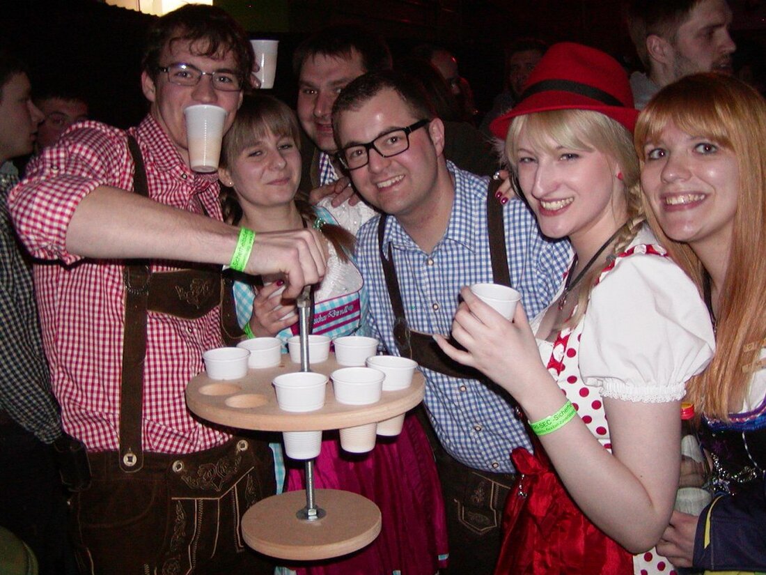 Wurz. Das 5. Starkbierfest in der Wurzer O´Schnitthalle am Samstag bietet wieder viele Highlights für die Besucher. So heizen die Partyfüchse dem Publikum gehörig ein. Neben abwechslungsreichen Rahmenprogramm gibt es [&hellip;]