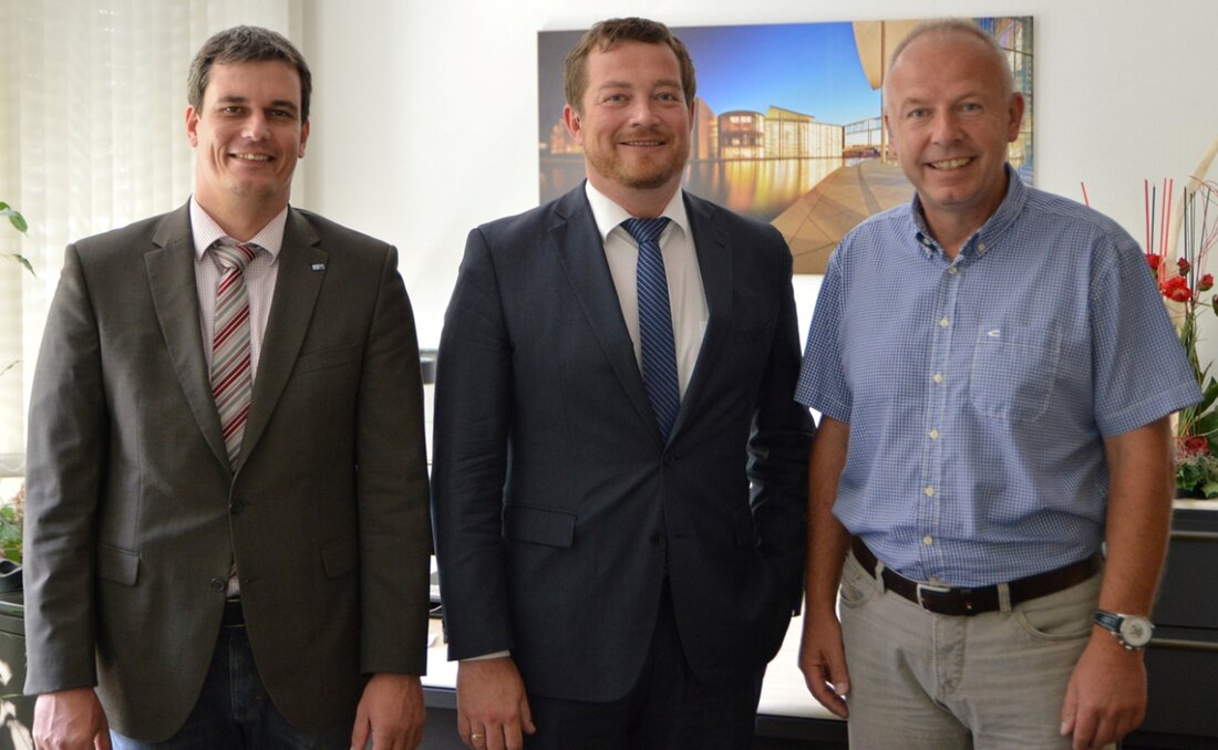 Weiden. Die Nordoberpfalz kann nur gemeinsam punkten. Darüber waren sich der Bundestagsabgeordnete Uli Grötsch und der neue IHK-Gremiumsvorsitzende Bernd Fürbringer bei einem ersten Kennenlernen einig. „Die regionale Wirtschaft wünscht sich ein [&hellip;]