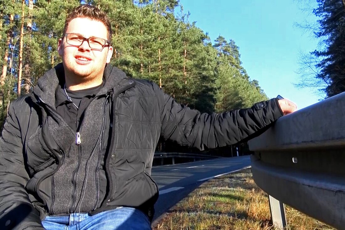 Mantel/Parkstein. Gerhard Pflaum ist zu einem Helden geworden, der sehr wahrscheinlich die Leben mehrerer Menschen gerettet hat. Und dabei hat er eigentlich doch nur kurz einen Pferdetransport begleitet. Von Christian [&hellip;]