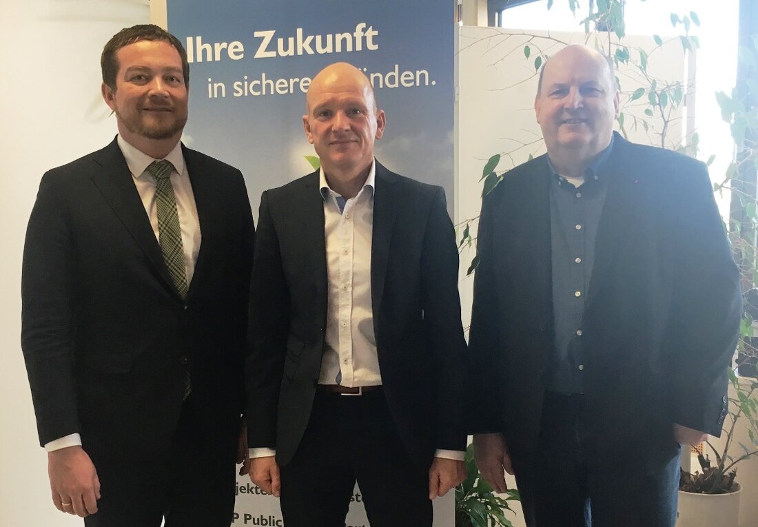 Tirschenreuth. Probleme des regionalen Wohnungsmarktes und die strategische Ausrichtung der Kewog standen im Mittelpunkt eines Gespräches, das Geschäftsführer Bernd Büsching mit dem Bundestagsabgeordneten Uli Grötsch und dem SPD-Kreisvorsitzenden Rainer Fischer führte. [&hellip;]