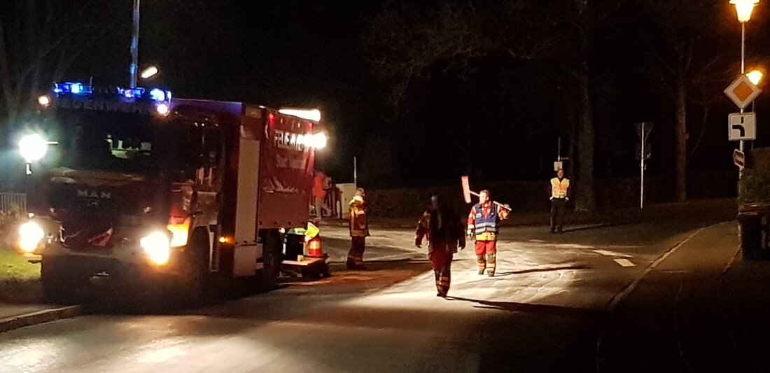 Neustadt. Während sich momentan tausende Menschen mit dem wasserspritzenden Feuerwehrmann von der A3 solidarisch zeigen, musste die Neustädter Feuerwehr genau gegenteilige Erfahrungen machen. Sie kämpften mit der Respektlosigkeit der Autofahrer. [&hellip;]