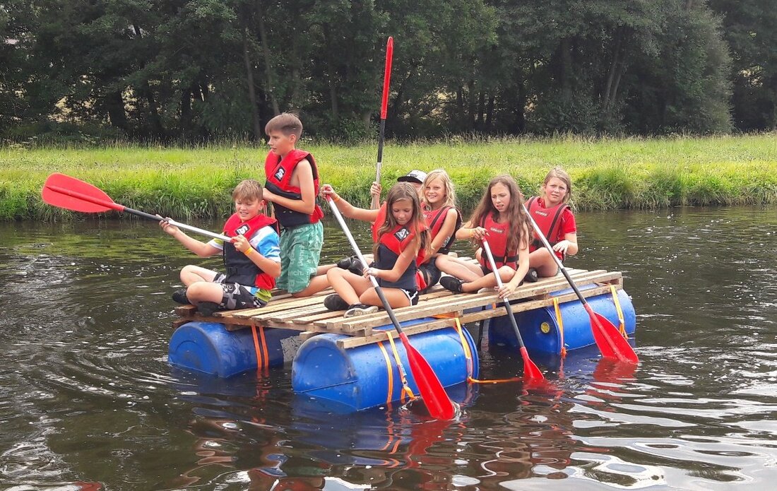 Eschenbach/Altenstadt/WN. Ferienbetreuung kombiniert mit Erlebnispädagogik: Das ist das Erfolgsrezept der LearningCampus-Ferienfreizeit. Auch in den Sommerferien 2019 können sich Kinder aus dem Vierstädtedreieck und dem Weidener Land an spannenden Wochenprogrammen beteiligen. [&hellip;]