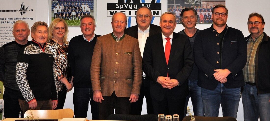 Weiden. Nach der Mitgliederversammlung tagte zum ersten Mal der Verwaltungsrat der Spielvereinigung Weiden. Dabei wurden auch die Vorsitzenden gewählt.  Als Vorsitzender wählte das Gremium Oberbürgermeister Kurt Seggewiß. Sein Stellvertreter ist [&hellip;]