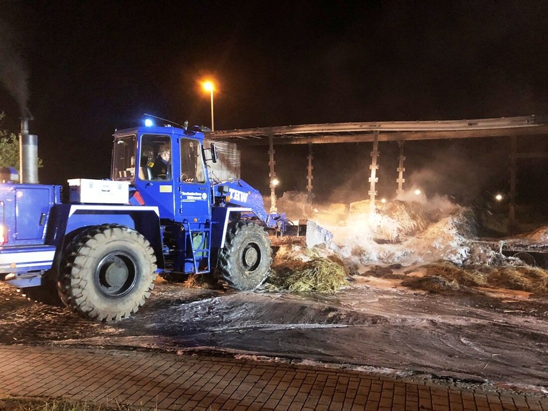 Weiden. Vor gut einer Woche brannte ein Heuanhänger des Zirkus Afrika auf dem Festplatz in Weiden. Die Polizei konnte damals Brandstiftung nicht ausschließen und hat nun einen Verdächtigen ausfindig gemacht.  [&hellip;]