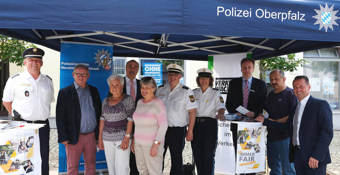 Neustadt/WN. Das Bayerische Staatsministerium des Innern, für Sport und Integration möchte mit dem Verkehrssicherheitsprogramm „Bayern mobil – sicher ans Ziel“ bis zum Jahr 2020 die Unfallzahlen senken und die Zahl der [&hellip;]