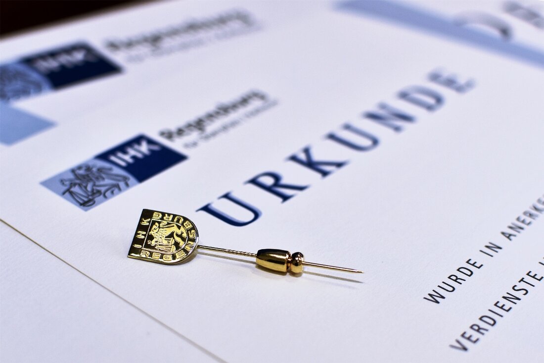 Oberpfalz. Die IHK Regensburg für Oberpfalz / Kelheim führte im vergangenen Jahr mehr als 10.000 Zwischen-, Abschluss- und Umschulungsprüfungen in rund 160 verschiedenen Ausbildungsberufen sowie etwa 7.500 Fortbildungsprüfungen vom Fachwirt [&hellip;]