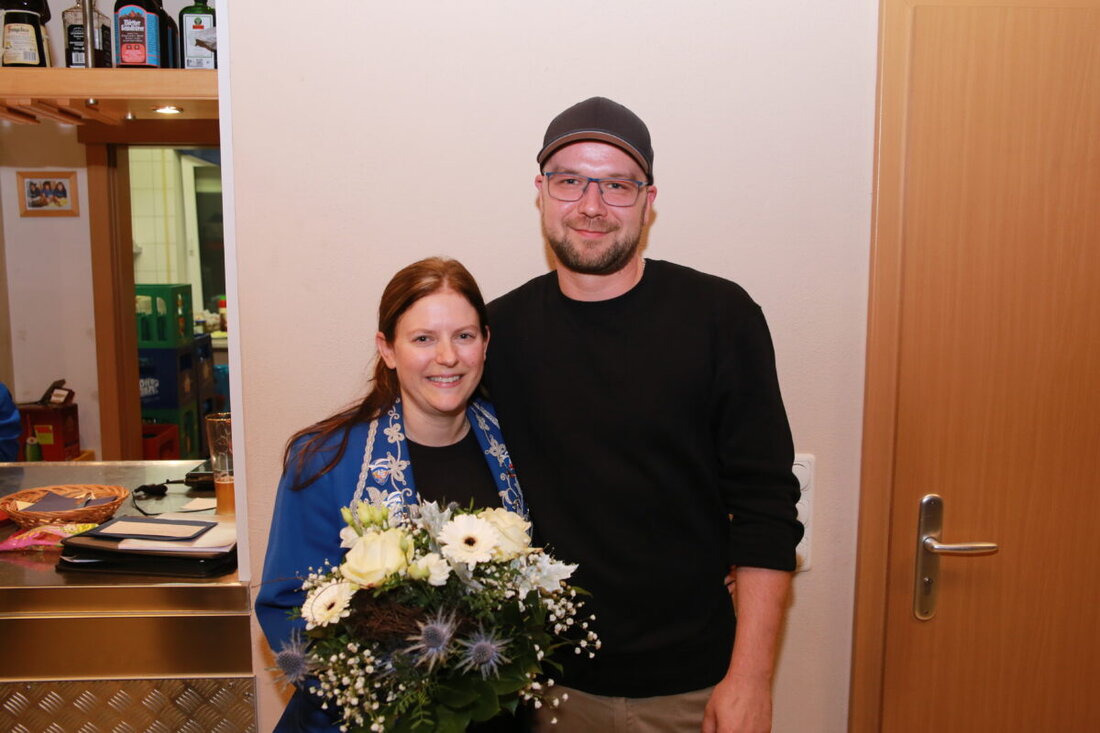 Am Wochenende wurde das Haselmühler Prinzenpaar vorgestellt. Präsidentin Denise Forster macht es spannend, wer in den närrischen Tagen regieren darf.