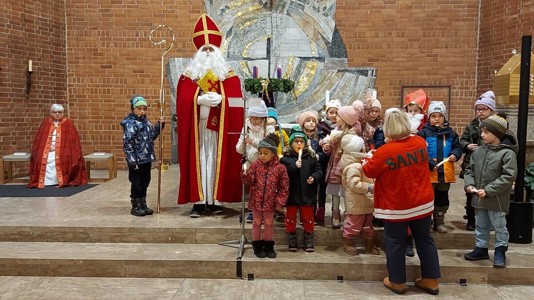 Weiden. Der Kindergarten Maria Waldrast lud am Nikolaustag zur Adventsandacht ein.