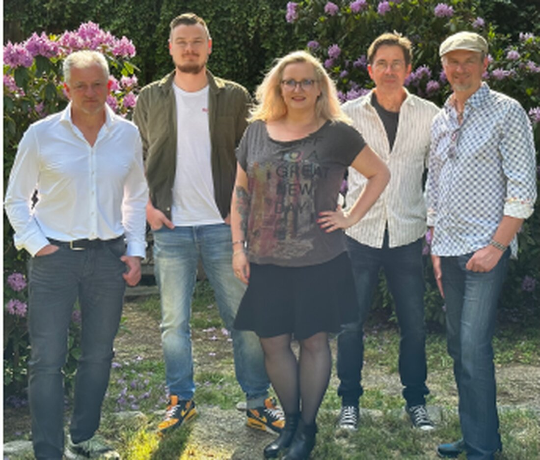 Neustadt. Die 6. Serenade mit der Akustikband Treibhauz findet am 31. Juli 2025 um 19 Uhr in Neustadt statt, es erwarten Sie handgemachte Musik und eine stimmungsvolle Atmosphäre.