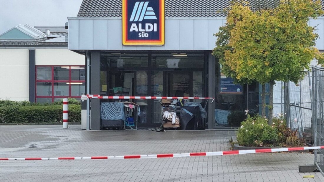 Weiden. Brand im Aldi in der Neustädter Straße. Es gibt zwar zum Glück keine Verletzten, dennoch liegt der Schaden bei 50.000 Euro. Die aktuell einzige Filiale in Weiden ist somit erstmal geschlossen.