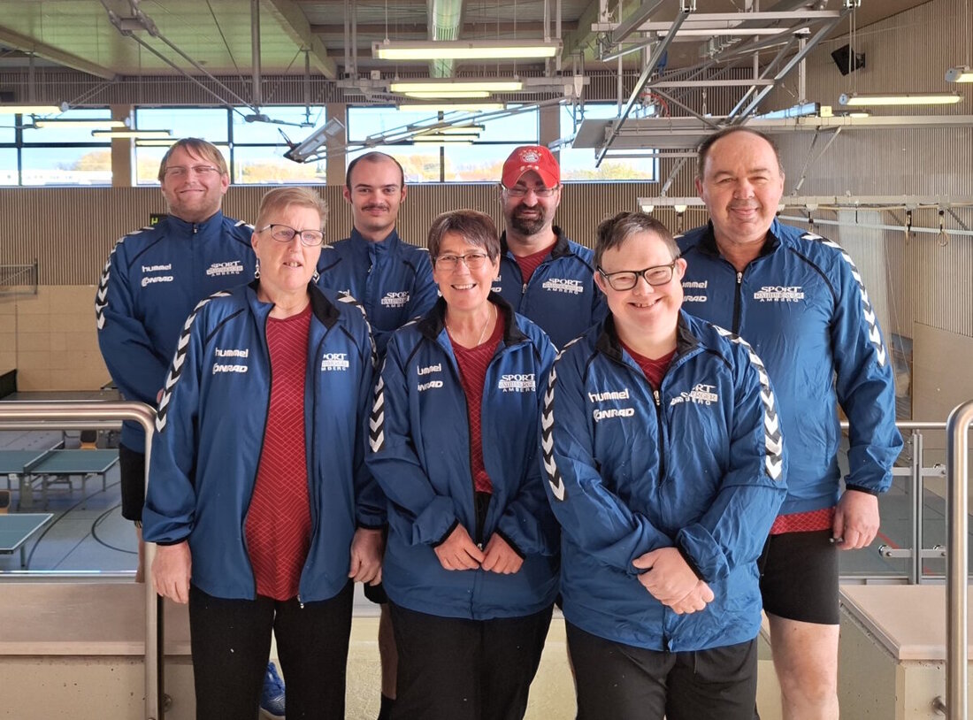 Vohburg. Die Tischtennis-Teams der Jura-Werkstätten glänzen beim landesweiten Turnier: Die Damen aus Amberg holen in der ersten Liga den zweiten Platz. Die Herren siegen in der dritten Liga und steigen in die zweite Liga auf.