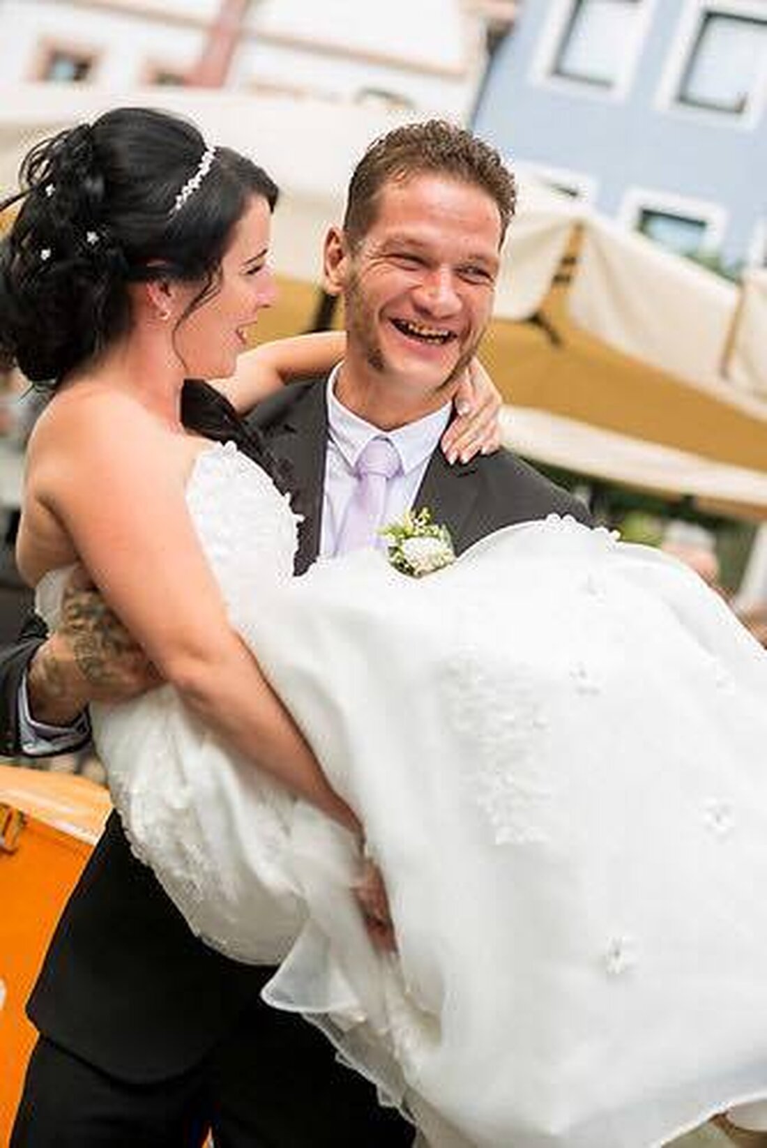 Weiden/Kemnath. Sieben Paare haben sich im Standesamt Weiden und im Standesamt Kemnath das Ja-Wort gegeben. Wir wünschen ihnen alles Gute für die gemeinsame Zukunft. 30.06.2017 Michaela Sigrid Bruckner und Franz [&hellip;]